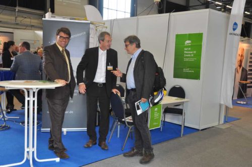 IT-Tag Saar 2014 Fanden mit ihren Themen Zuspruch bei den Besuchern: (von links) Mitglieder des Vorstands Andreas Sutor und Bernd Mommenthal