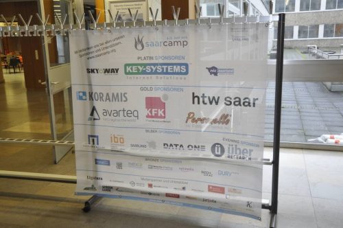 Saarcamp 2016 Das Banner mit den Sponsoren. Opensaar als Bronzesponsor.